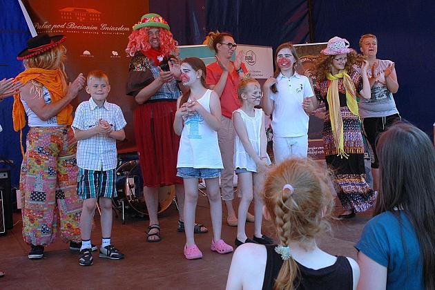 Działania na rzecz rozowju kultury wśród mieszkańców powiatu słupskiego podczas IV Jeździeckich Mistrzostwach Kaszub - Runowo 2016 - organizacja Strefy Kultury