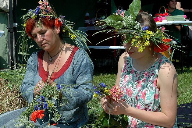 Działania na rzecz rozowju kultury wśród mieszkańców powiatu słupskiego podczas IV Jeździeckich Mistrzostwach Kaszub - Runowo 2016 - organizacja Strefy Kultury